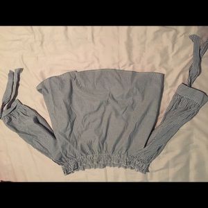 Off the shoulder half sleeve, striped shirt.